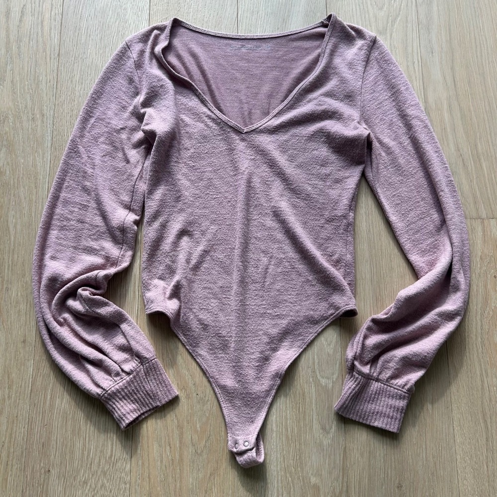 Abercrombie & Fitch Bodysuit XS Pink V-Neck Long Puff Sleeve Thong Balletcore